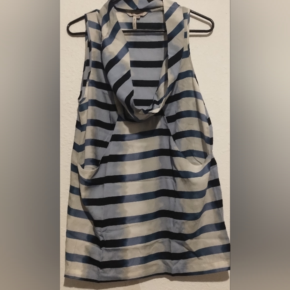 Bcbgeneration Top - image 1